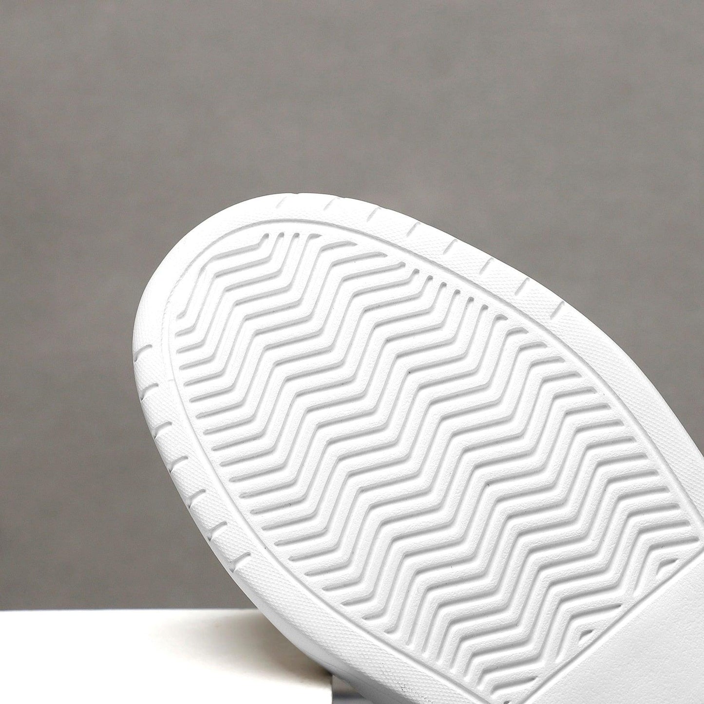 Tenis Classic™ + Calcetines