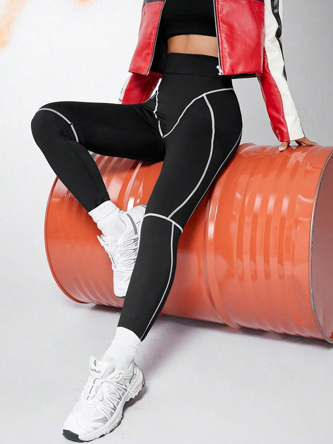 Female Stripes Push-up Quick-dry Booty Leggings