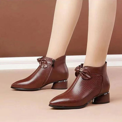 Fashion women's shoes made of genuine leather with high heels