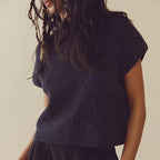 Solid color knitted two-piece set for women.