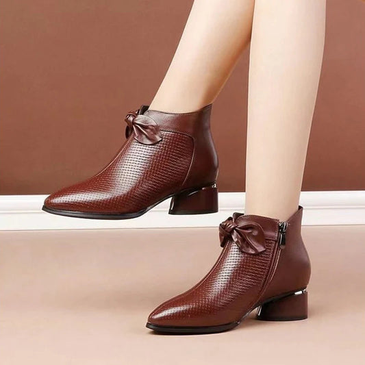 Fashion women's shoes made of genuine leather with high heels