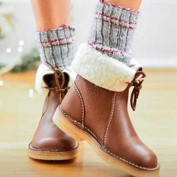 Charlot™ - Leather boots with wool lining