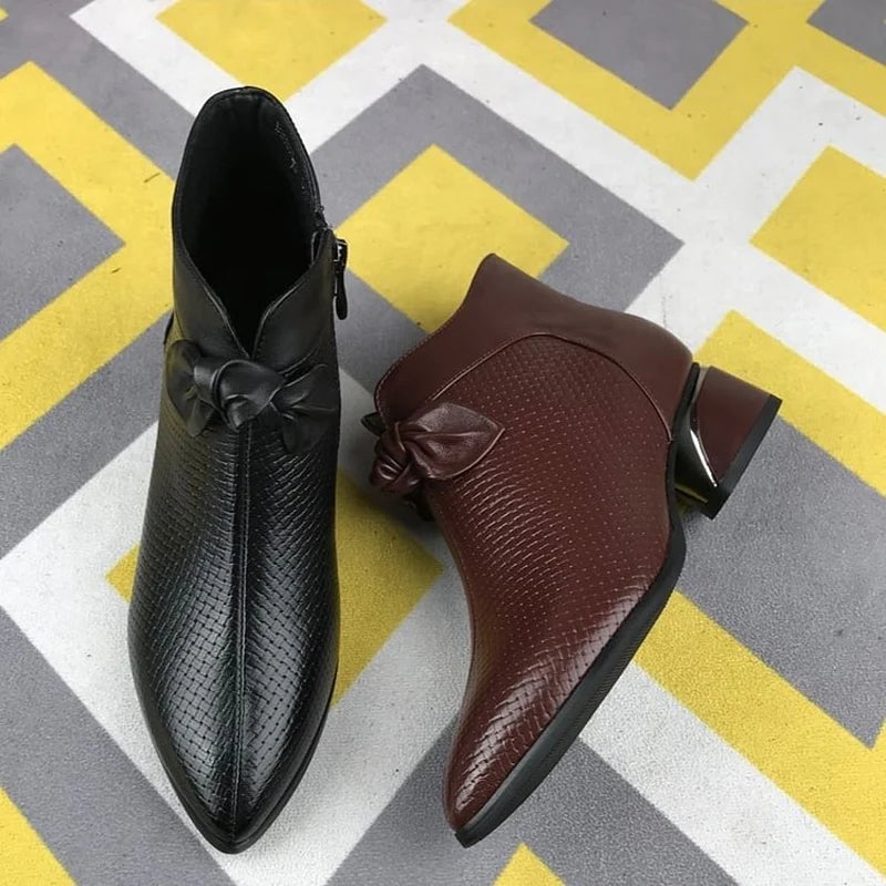 Fashion women's shoes made of genuine leather with high heels