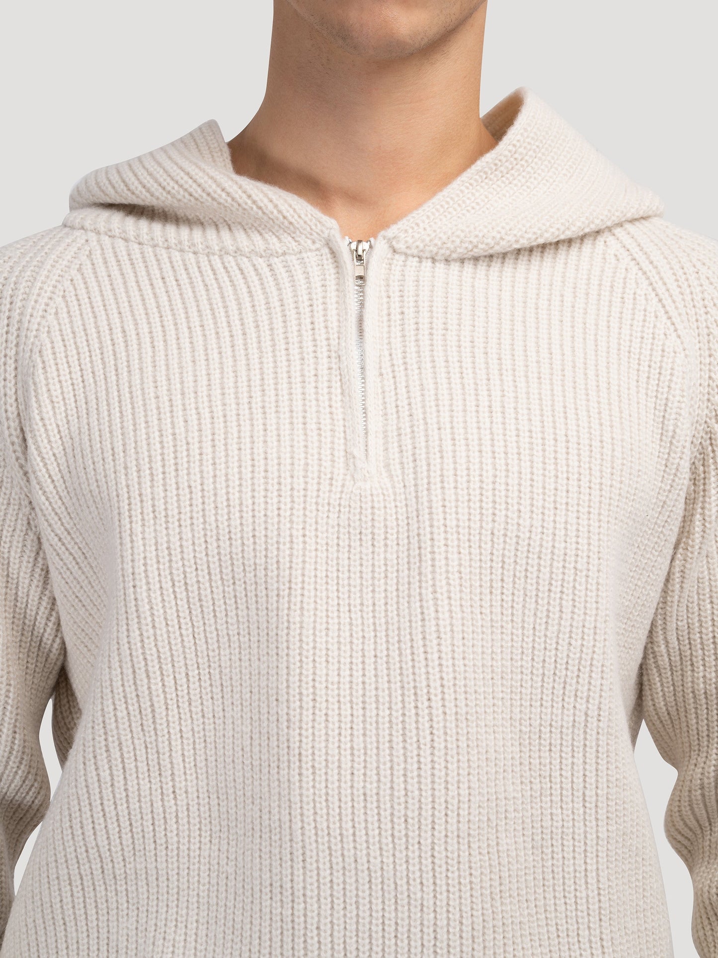 Sudadera con capucha cálida y semicremallera TAEGU