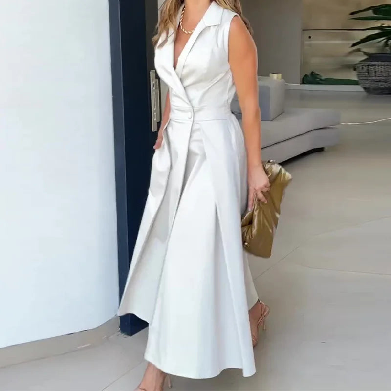 Leire™ Dress: Elegance and Classic Style