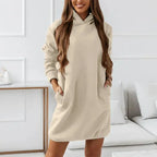 Warm Tessia dress with hood and pockets