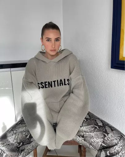 HOODIE ESSENTIALS