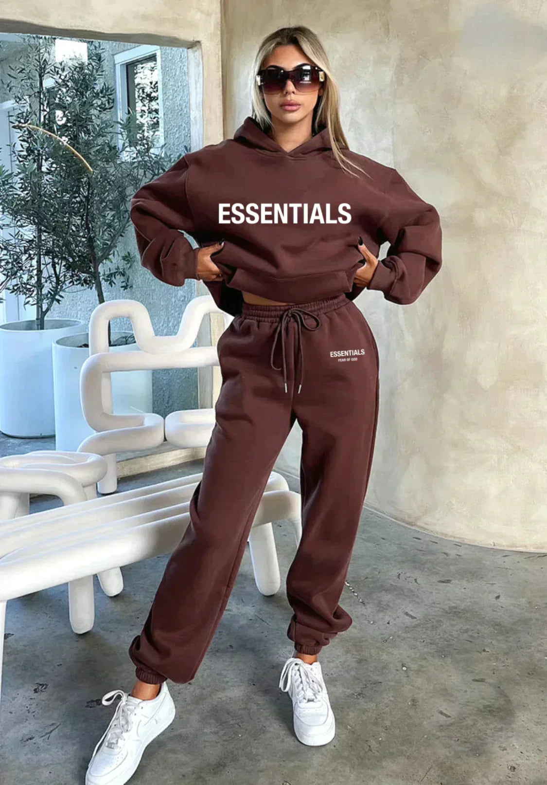 HOODIE ESSENTIALS