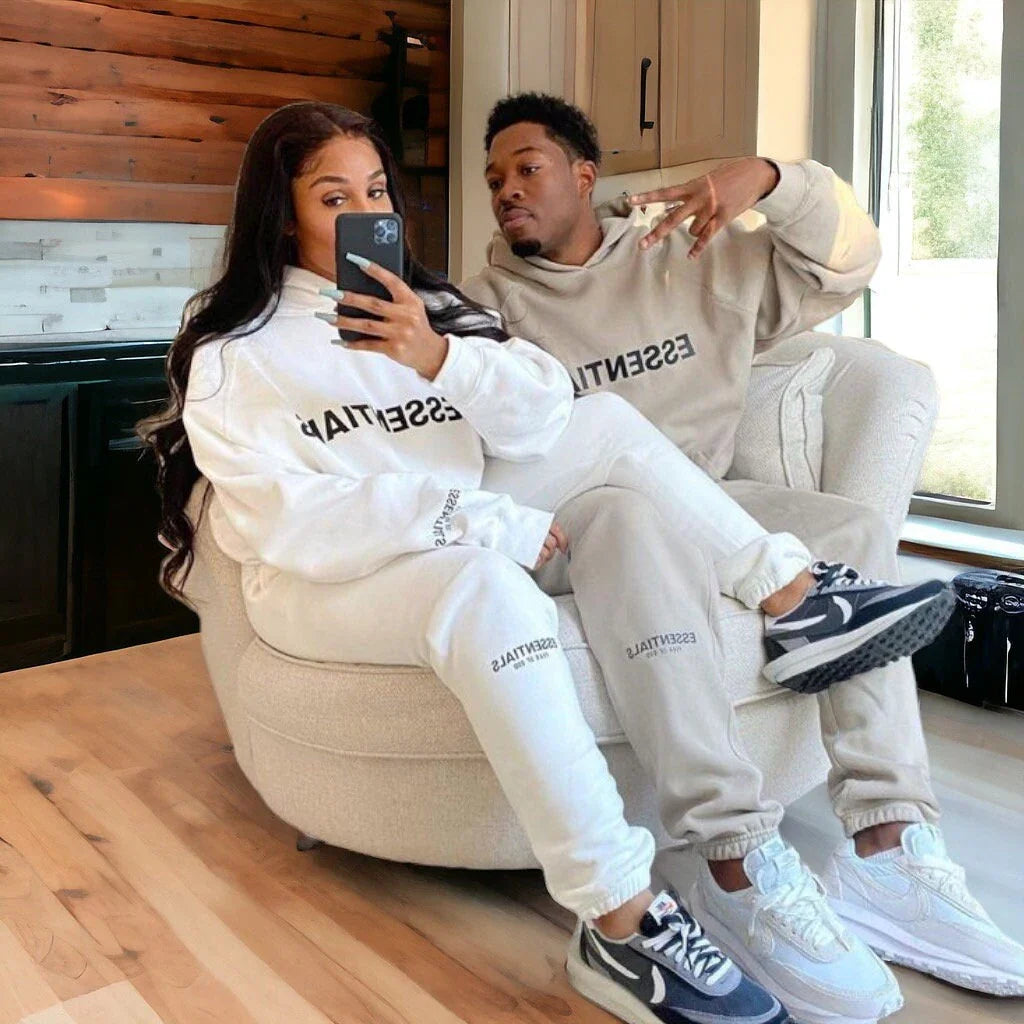 HOODIE ESSENTIALS